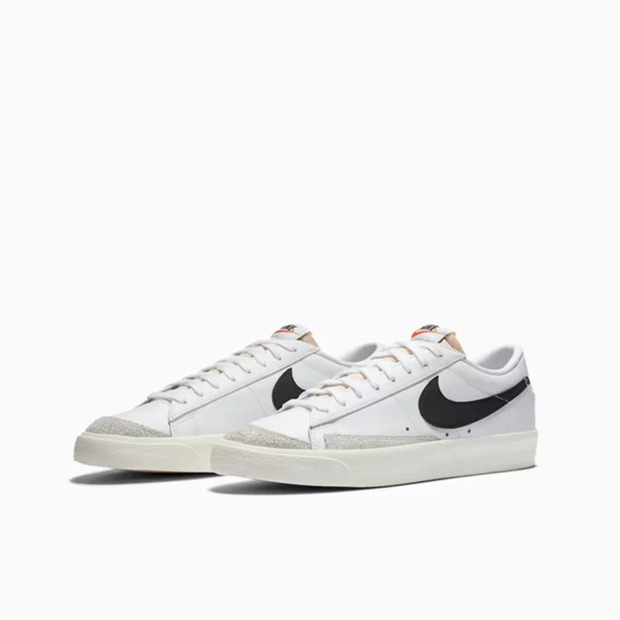 Nike Blazer- White/Black