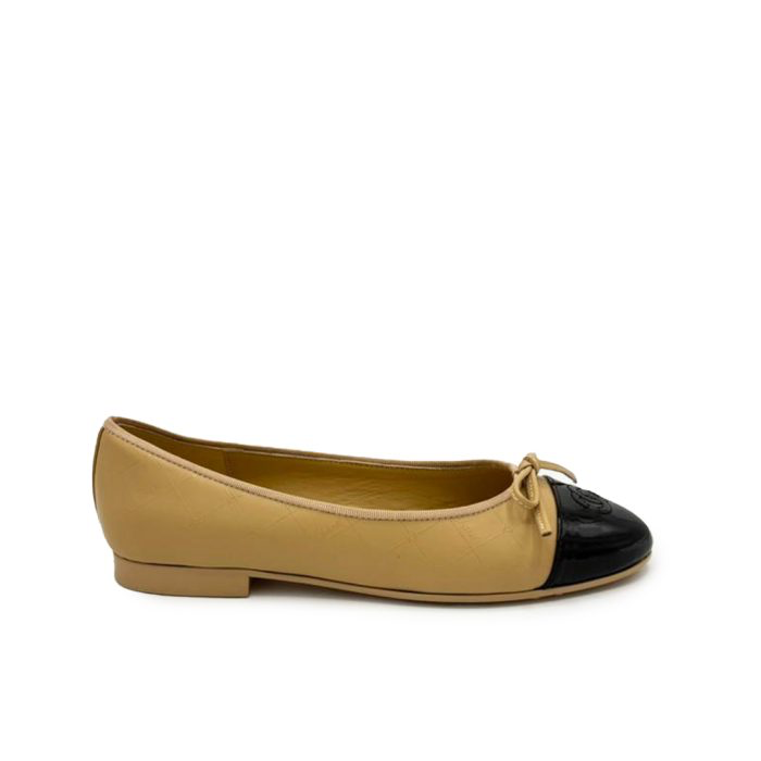 Chanel CC Cap Toe Leather Ballet Flats in Beige