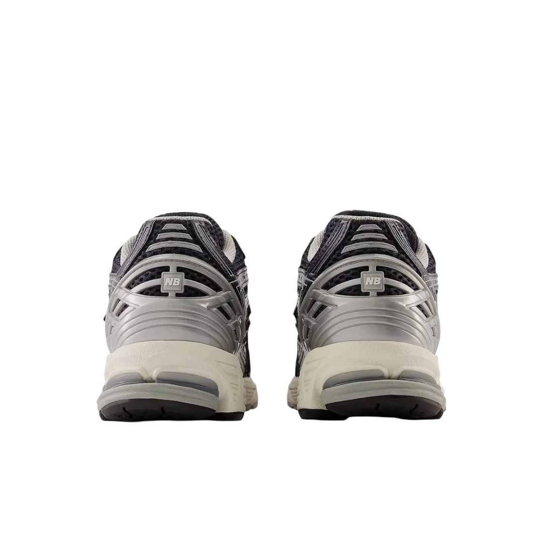 New balance 1906R- Black/White