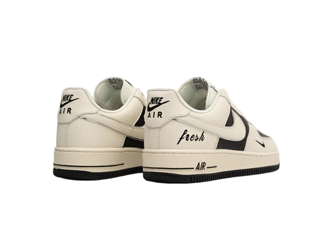 Nike Air Force 1- White/Navy Blue