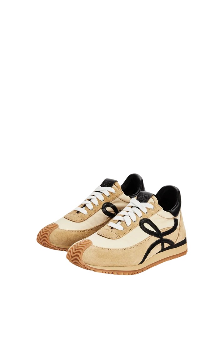 Flow Runner- Gold/Black