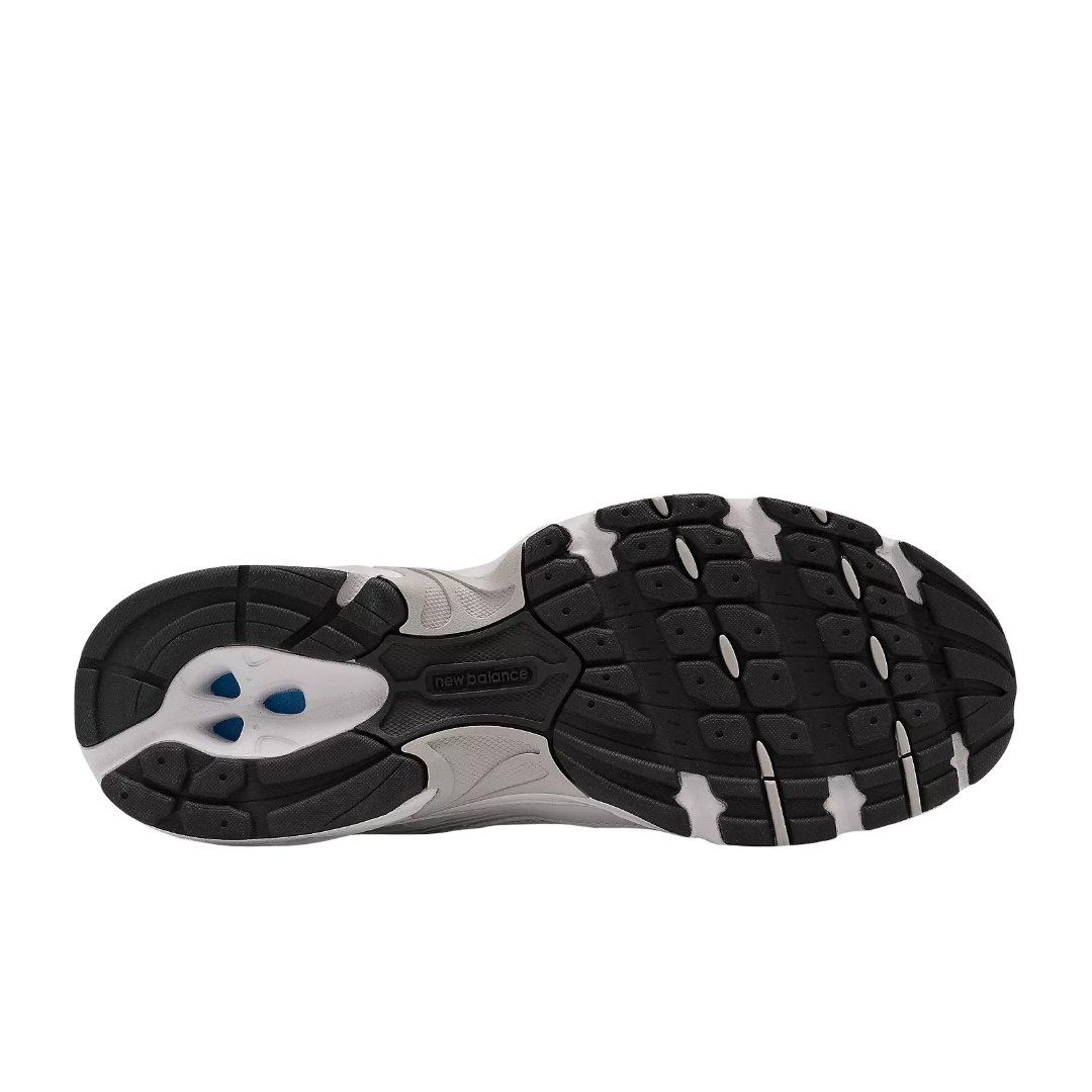 530- White with silver metalic