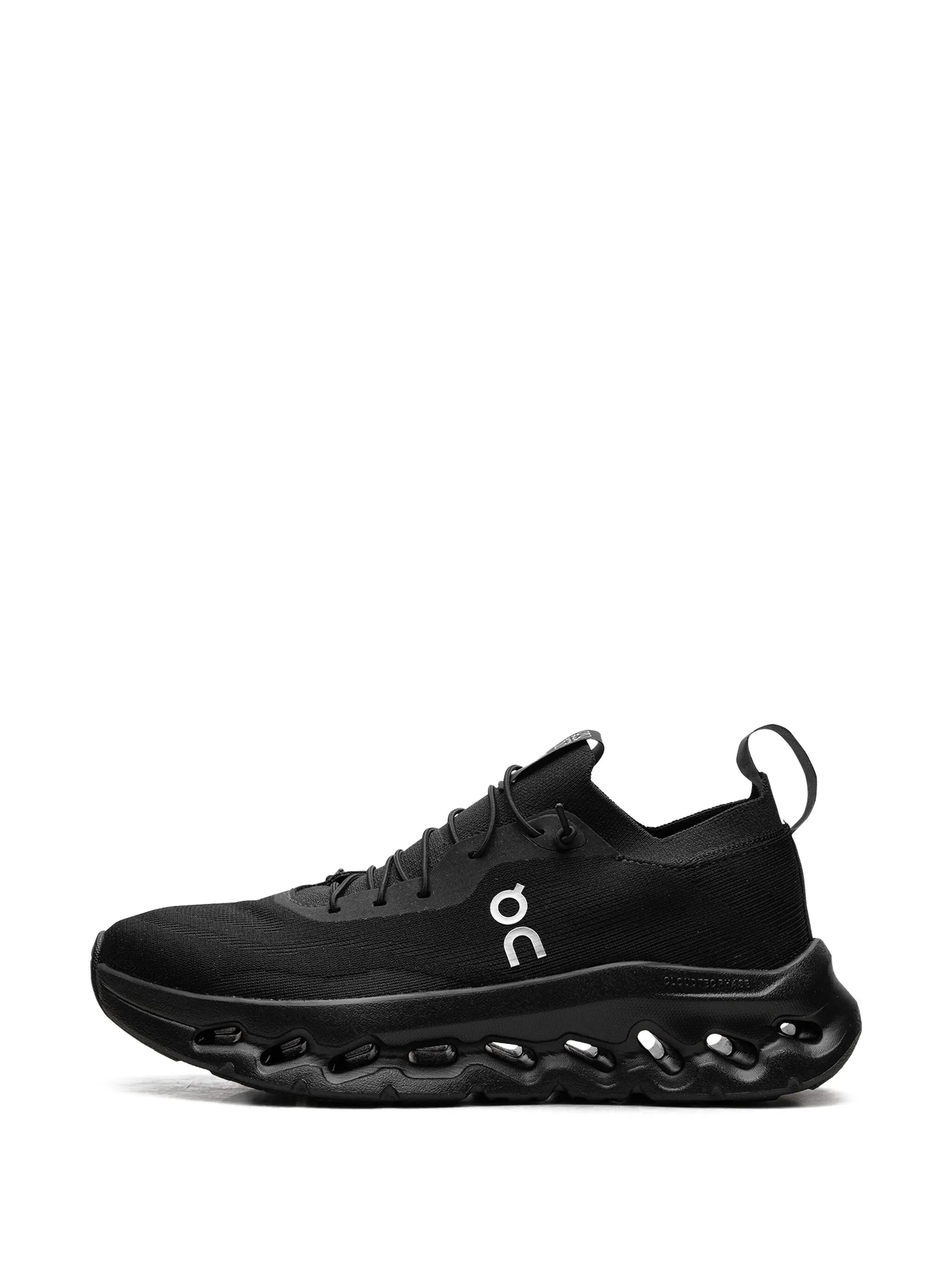 On running CloudTec Phase LOEWE- Black