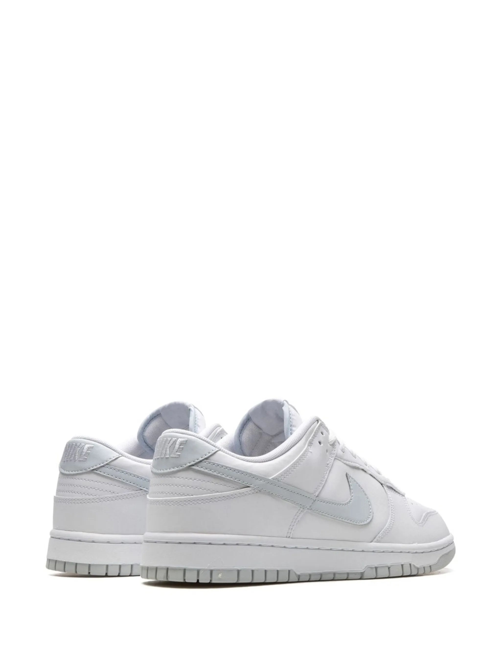 Dunk Low- White